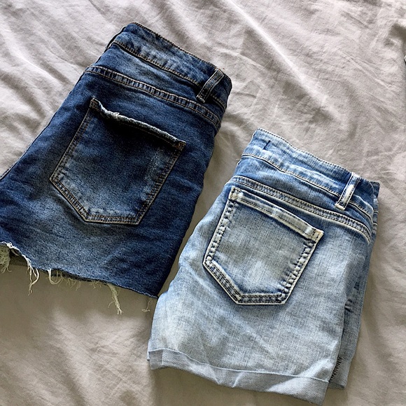 Shorts - Picture 3 of 3